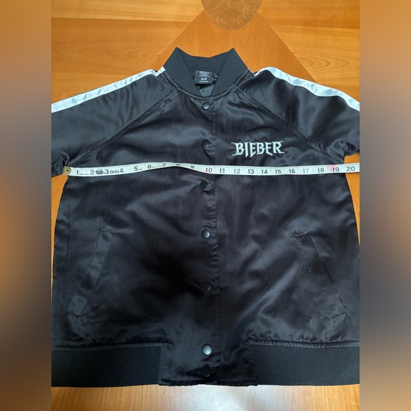 Justin Beber Purpose Tour satin bomber jacket. - Picture 3 of 4